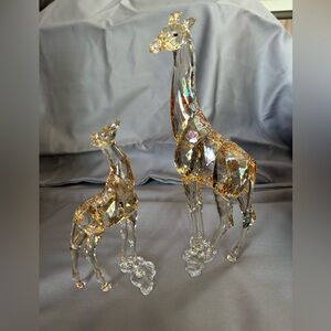 Swarovski Giraffes SCS Annual Edition 2018 and signed Baby Giraffe